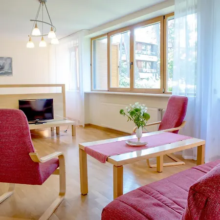 J.simpsono G.25 Apartment *